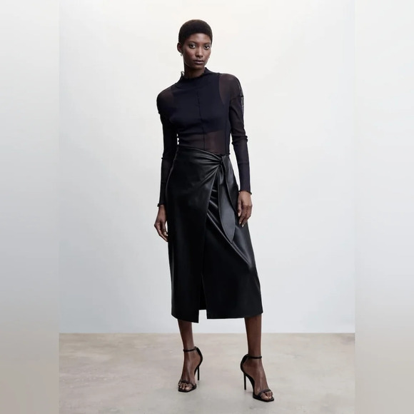 Mango [S] Leather-effect wrap  skirt - Picture 2 of 12